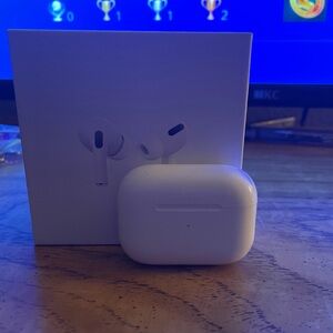 Apple AirPods Pro with Charging Case - White